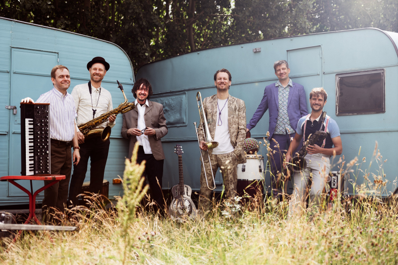 Sunbörn 20. februar kl. 21:00